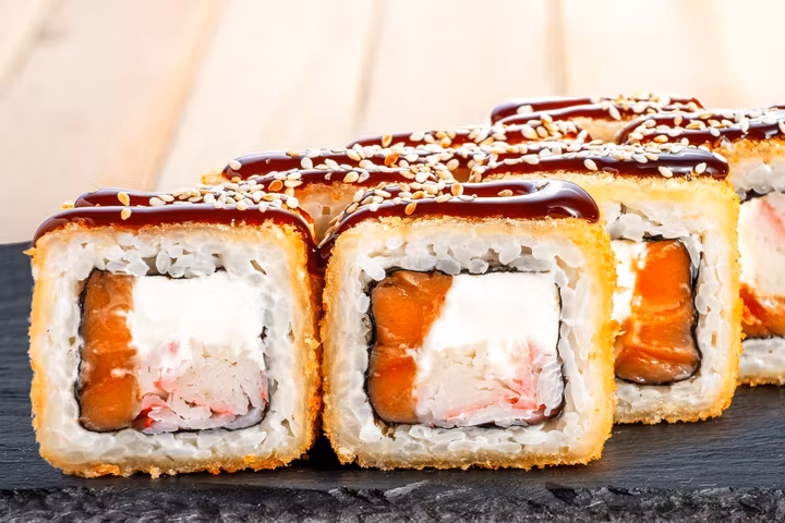 Ролл Тануки